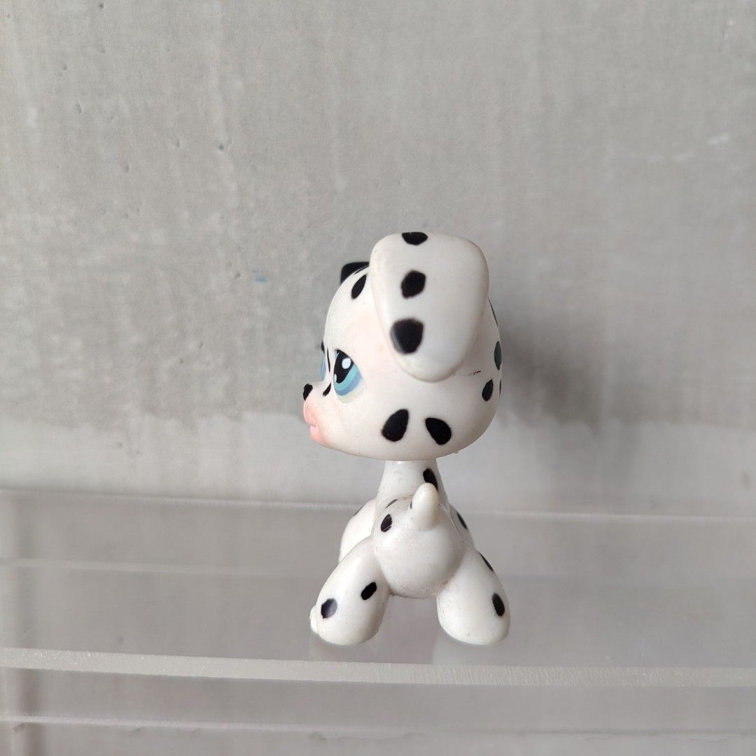 LPS littlest petshop dalmatian (Category: Figurines & Statues) located in Silang. Submitted by EkonomikaPH (Listing ID 1468132100, Image 2). Description: *SELF AUTHENTICATE* when in doubt, do not submit an offer Pass sa lowballers NO reasonable offer, NO Reply ❤️SUBMIT the stated price using the MAKE OFFER tab For decisive buyers only ALL photos posted Bawal sa entitled & sa walang common courtesy jusko po 😅.