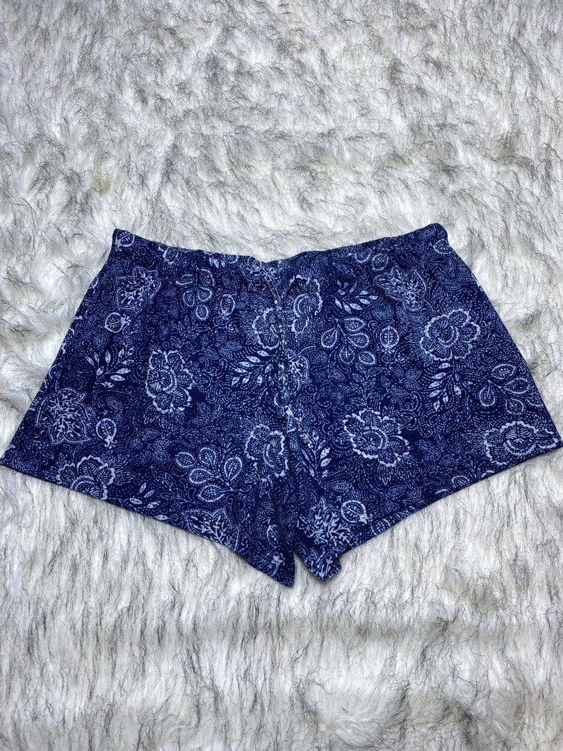 Lucky brand (small/medium) (Category: Shorts) located in Manila. Submitted by csjlgen (Listing ID 1468174920, Image 1). Description: .