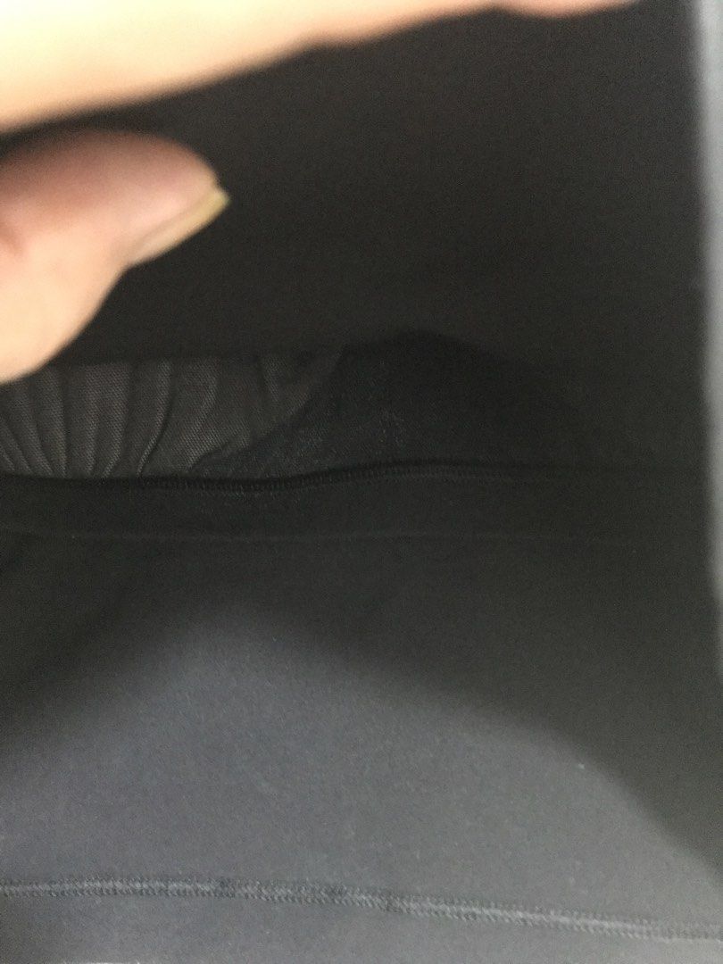 Lululemon Align Tank Top (Category: Activewear) located in Manila. Submitted by freshlemon58885 (Listing ID 1468093134, Image 3). Description: EUC Dot 8 No issue Padded.