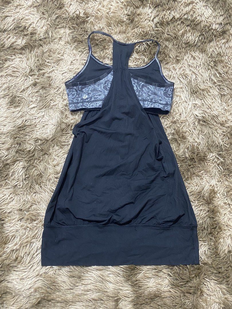 Lululemon Black Tank Top Size 6 (Category: Sleeveless) located in Cagayan de Oro. Submitted by sepamorash53558 (Listing ID 1468222815, Image 2). Description: - Brand: Lululemon - Style: Athletic tank top with built-in bra - Color: Black with grey patterned bra - Size: 6 (printed tag) - Design: Racerback with double strap detail and signature logo stamp - Condition: Great, ideal for gym workouts or casual wear.