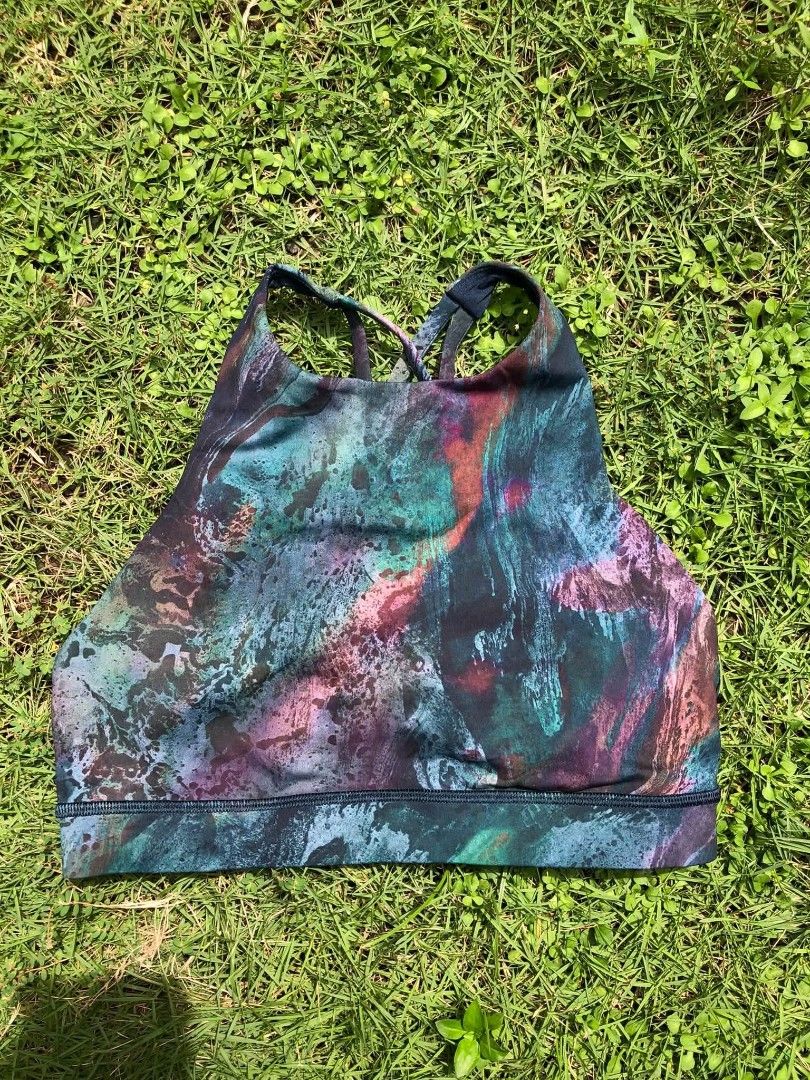 Lululemon Energy Bra (Category: Activewear) located in Manila. Submitted by lumang__gamit00 (Listing ID 1468212434, Image 1). Description: NWT Lululemon Energy Bra High Neck Cosmic Shift Size: 6 Like New No issue.