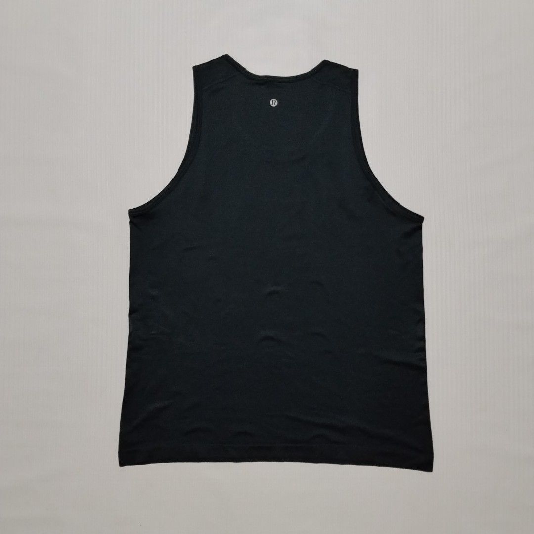LULULEMON (FUNDAMENTAL TANK TOP) (Category: Activewear) located in La Carlota. Submitted by sports_couture_ph (Listing ID 1468175816, Image 1). Description: LULULEMON (FUNDAMENTAL TANK TOP) RATE EXCELLENT CONDITION SIZE LARGE MENS PRICE 499 ADD SHIPPING FEE DM TO PURCHASE.