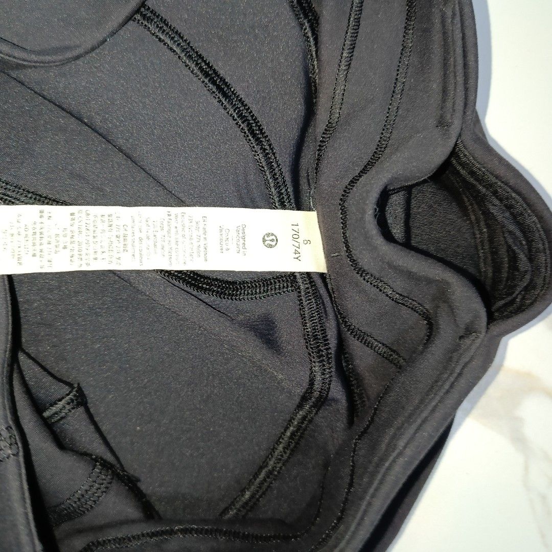 Lululemon high waist cycling short dot 8 (Category: Activewear) located in San Jose del Monte. Submitted by qu4litees (Listing ID 1468074027, Image 3). Description: dot 8 .