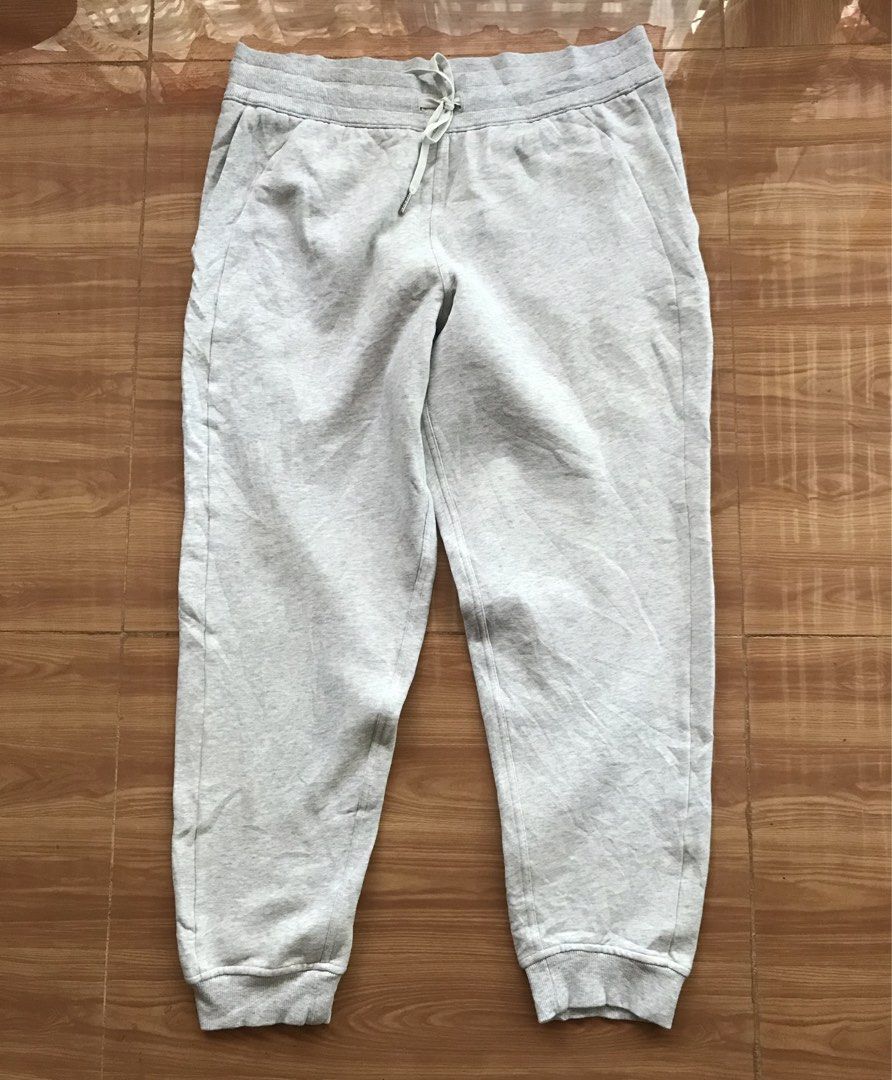 Lululemon Mens Gray Sweatpants (Category: Activewear) located in Cebu City. Submitted by whytruekoy (Listing ID 1468076306, Image 3). Description: Lululemon Mens Gray Sweatpants Authentic Waistline 32-36 Length 39 Excellent .