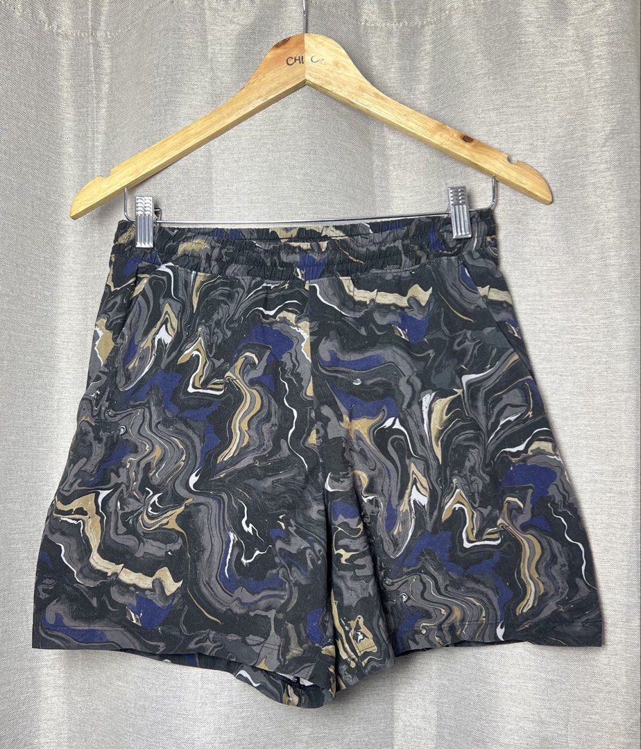 Lululemon pace breaker athlete short (Category: Activewear) located in General Trias. Submitted by luxfinds2019 (Listing ID 1468235506, Image 3). Description: Lululemonn Pace Braker athetic short! 1099 Small 29-31 15 length Good as new 💯 No issue Gym,pickelball,running ✅ Loc laguna Pm.