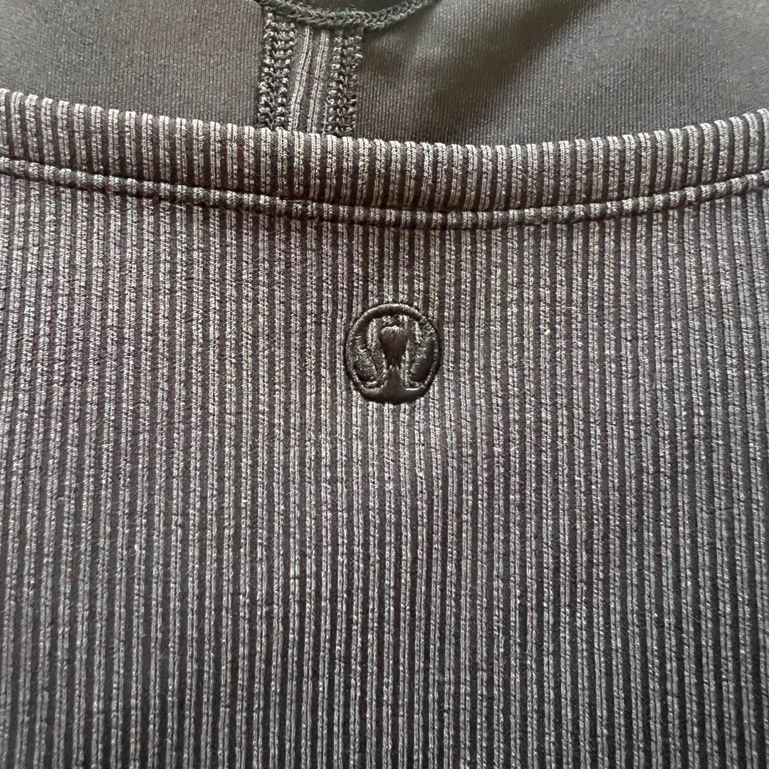 Lululemon ribbed top (S) (Category: Activewear) located in Cebu City. Submitted by sammaemendoza (Listing ID 1468166010, Image 3). Description: Unpadded. No flaws. .