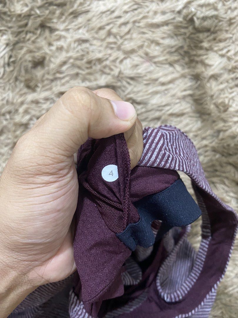 Lululemon Tank Top - Built in Bra (Category: Activewear) located in Cagayan de Oro. Submitted by sepamorash53558 (Listing ID 1468222808, Image 3). Description: .