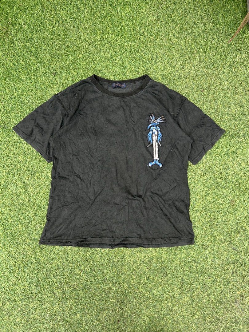 LV black tee (Category: Luxury Apparel) located in Santa Rosa. Submitted by unexpected.finds4026 (Listing ID 1468197433, Image 1). Description: Xs On tag Oversize best fit to S - M complete tags 9/10 color rate need wash .
