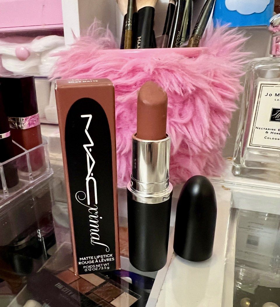 MAC Silky Matte Lipstick in Warm Teddy (Category: Makeup) located in Quezon City. Submitted by yassismom (Listing ID 1468079168, Image 1). Description: 95% bnew, swatched 3x realized shade is not for me retails 1,400, guaranteed authentic💯 WARM TEDDY shade, with box.