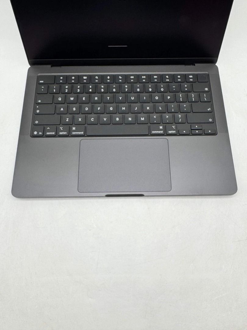 MacBook Pro M5 14-inches (Category: Laptops & Notebooks) located in Santa Fe. Submitted by swifttree_rennn (Listing ID 1468234794, Image 3). Description: MacBook Pro M5 14-inch P25,000 fix (autopass sa tawad) Meet up: Santa Fe, Nueva Vizcaya I only entertain thru kolz📞 😀♥️0930😀441😀6284😀❤️ 100% in good condition; no issue 100% smooth pa Complete with original charger box and packaging Full Specs Apple MacBook Pro 14.2" Model Number: A3427 Yea