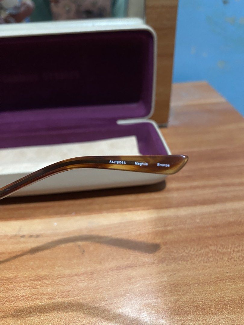 Magnus specs Sunnies studios (Category: Sunglasses & Eyewear) located in Taytay. Submitted by danicadiaz30 (Listing ID 1468280299, Image 2). Description: No prescription eyewear Can change into prescription With free hardcase .