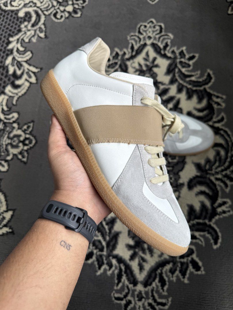 Maison Margiela Gats Elastic Band (Category: Sneakers) located in Quezon City. Submitted by jawnzslayer (Listing ID 1468090994, Image 2). Description: mm elastic band gats replacement box size 44 can fit 11-11.5 lightly worn, good as new .