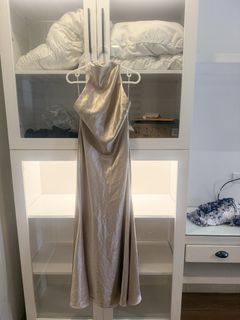 (Category: ) located in . Submitted by destashingmycloset (Listing ID 1468126177, Image 1). Description: .