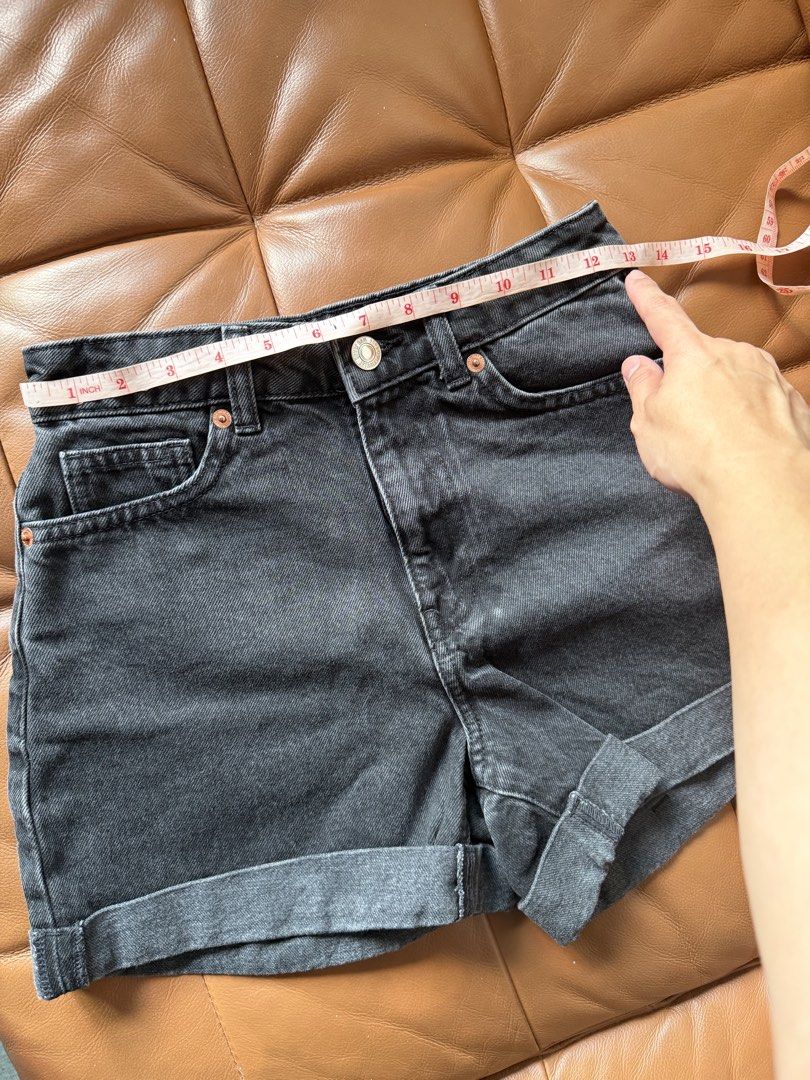 Mango Black Denim Mom Shorts (Category: Shorts) located in Pasig City. Submitted by angelcstlln (Listing ID 1468140342, Image 2). Description: Brand: Mango (Style MOM80) Black Denim Size: EUR 34 / US 2 / MEX 1 Waist: Approx. 13 inches (flat lay) High-waisted with trendy rolled cuffs.