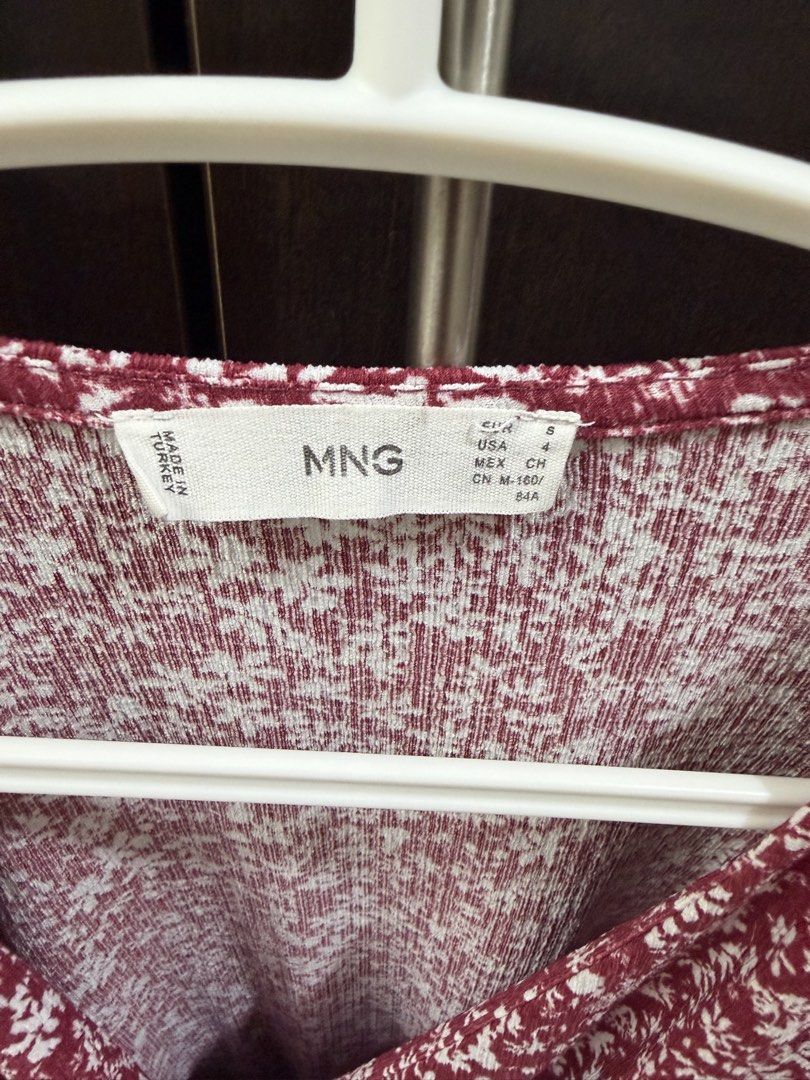 Mango Dress (Category: Dresses) located in Mandaluyong City. Submitted by mry.mry (Listing ID 1468186561, Image 2). Description: .