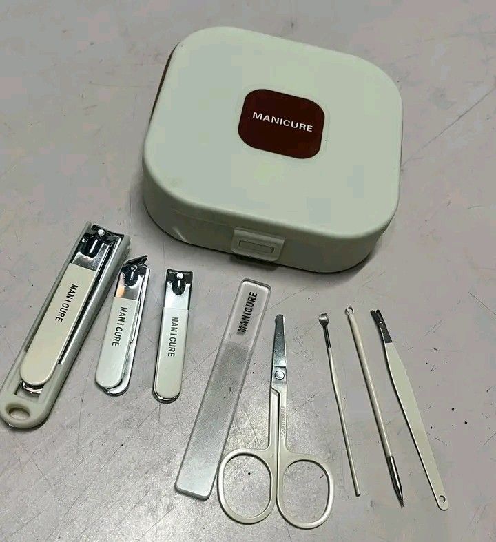 Manicure set (Category: Announcements) located in Quezon City. Submitted by anghies_shop (Listing ID 1468161948, Image 1). Description: .
