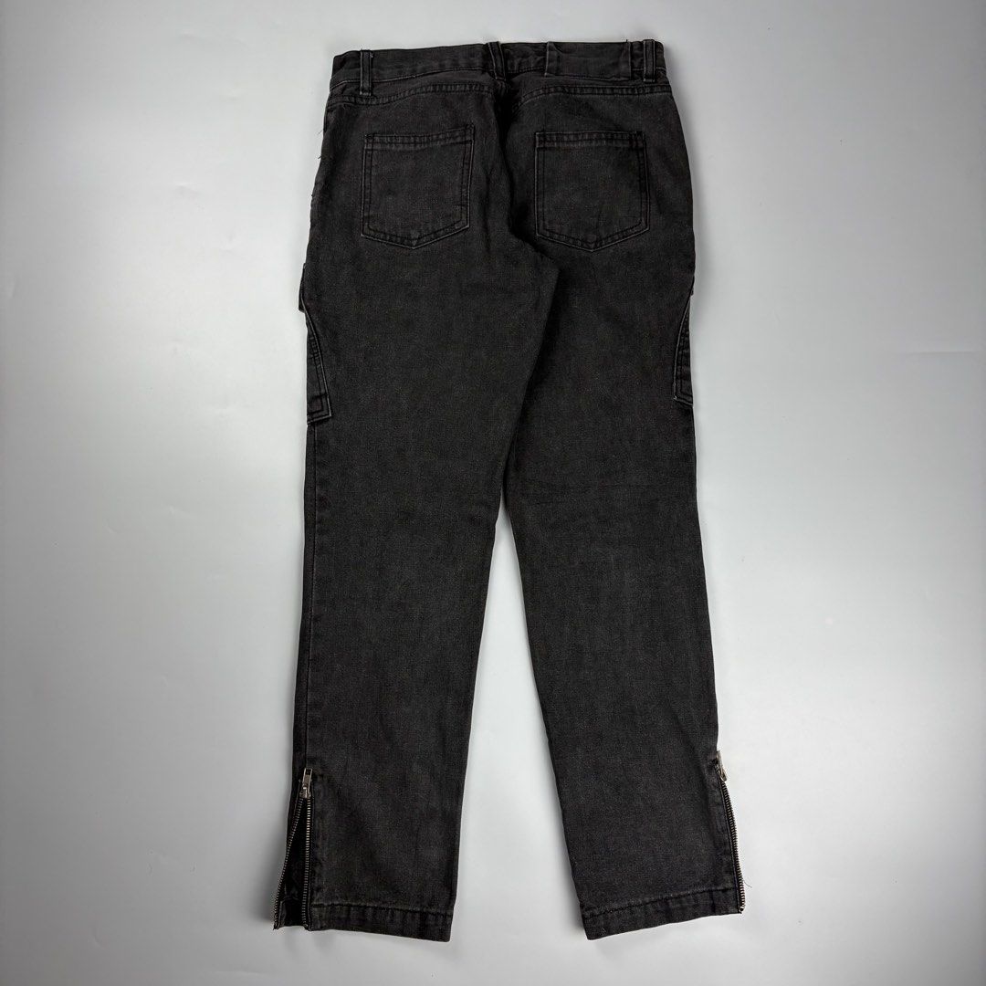 Marc Jacobs - Cargo Anklezip Stone Washed Denim Pants (Category: Luxury Apparel) located in Bacolod City. Submitted by cast.archives (Listing ID 1468255891, Image 2). Description: Marc Jacobs - Cargo Anklezip Stone Washed Denim Pants Waist: 30" Length: 36" Inseam: 28" Condition: Excellent Flaw: Normal sign of used.