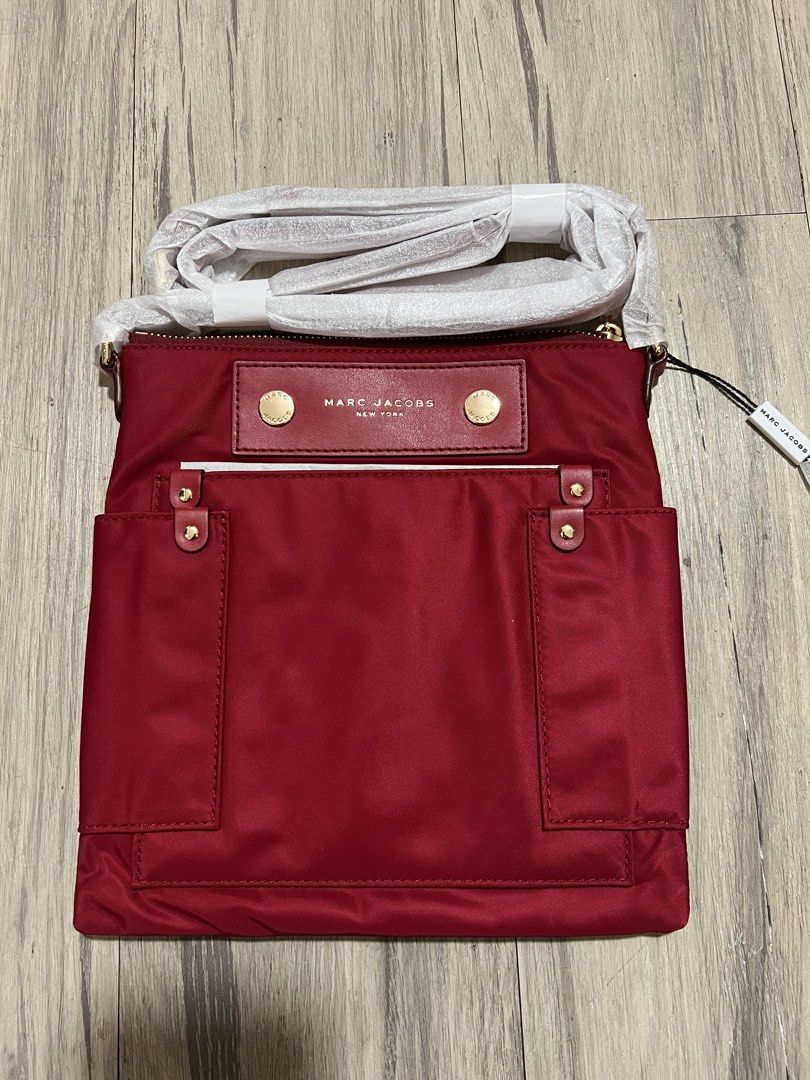MARC JACOBS PREPPY SWING (Category: Cross-body Bags) located in Baguio. Submitted by kyrawang22 (Listing ID 1468281335, Image 1). Description: .