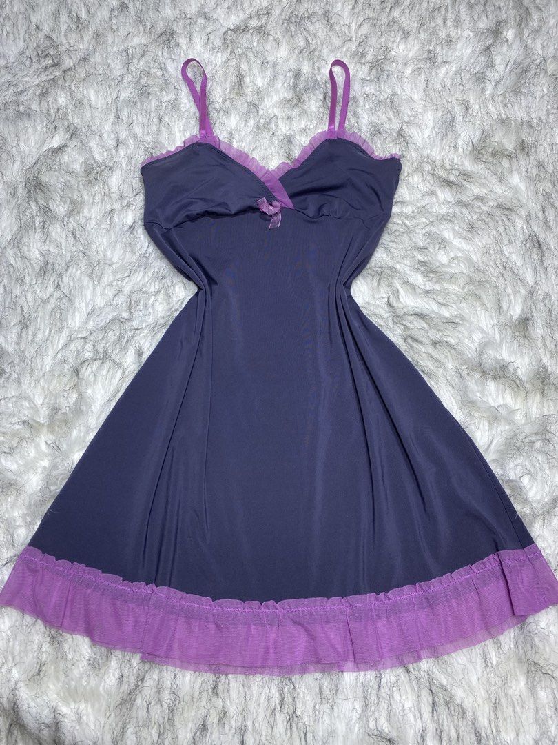 Marilyn Monroe slip lingerie (medium) (Category: Undergarments & Loungewear) located in Manila. Submitted by csjlgen (Listing ID 1468079492, Image 1). Description: .