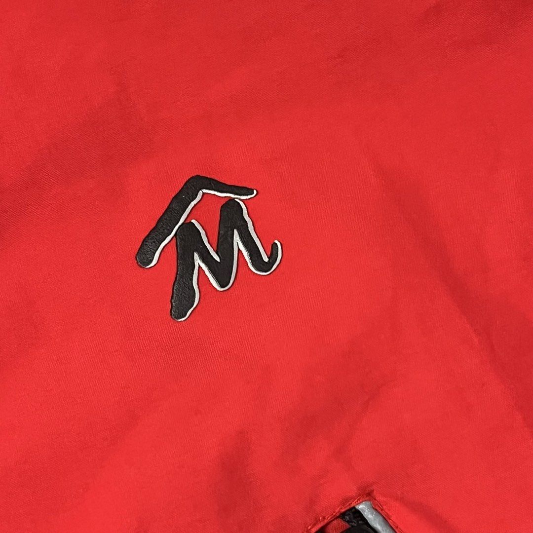 Marlboro side logo nylon jacket (Category: Coats, Jackets and Outerwear) located in Manila. Submitted by royaldripmanila (Listing ID 1468235547, Image 2). Description: Minimal issue W24 L27-30.