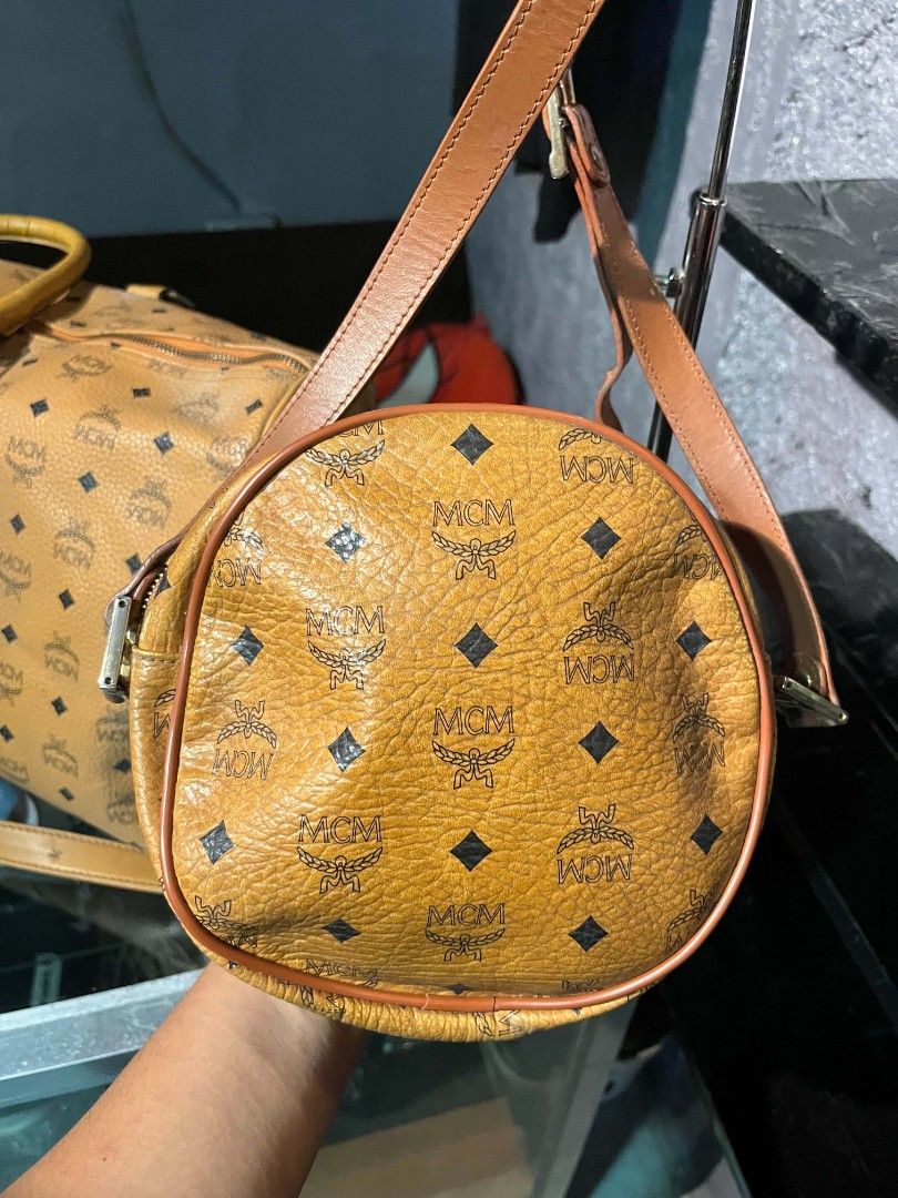 MCM monogram slingbag (Category: Purses & Pouches) located in San Fernando. Submitted by retro.district. (Listing ID 1468212623, Image 2). Description: - MCM Monogram sling bag - Condition: Excellent (Rank B) - No major issue - Authentic.