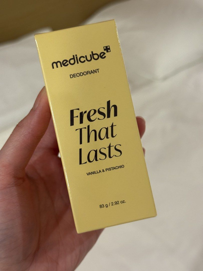 Medicube Deoderant Kojic Acid Temuric (Category: Fragrance & Deodorants) located in Pasay City. Submitted by declutterwyza (Listing ID 1468233273, Image 1). Description: PASABUY DEADLINE: Oct 17, 2026 The Medicube Fresh That Lasts Deodorant (Vanilla & Pistachio) is an aluminum-free deodorant stick that blends everyday odor protection with skincare-focused ingredients. Contains kojic acid, turmeric, vitamin C, and niacinamide to help improve the a