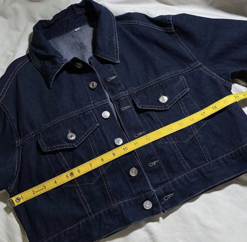 [Medium] Shein Dark Wash Cropped Denim Jacket (Category: Coats, Jackets and Outerwear) located in Quezon City. Submitted by miss.mahalaga (Listing ID 1468191793, Image 2). Description: 📍 Location: Novaliches, QC 📦 Delivery: Lalamove / J&T 💸 Payment: GCash / GoTyme / MariBank 📌 KINDLY READ 📌 • Make an offer if interested • Available until marked as SOLD • No cancellations, returns, or refunds • Ask before buying — what you see is what you get