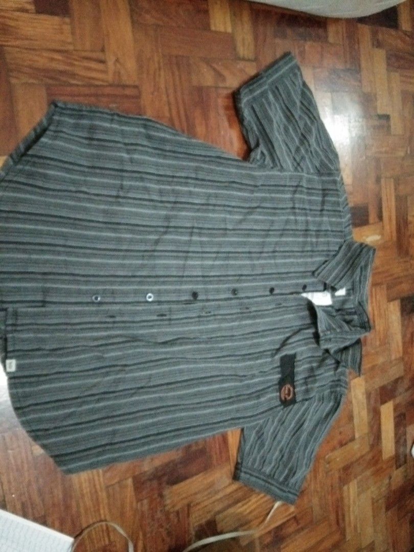 Mens polo mossimo medium (Category: Tshirts & Polo Shirts ) located in Quezon City. Submitted by eidorableshop (Listing ID 1468068014, Image 2). Description: .