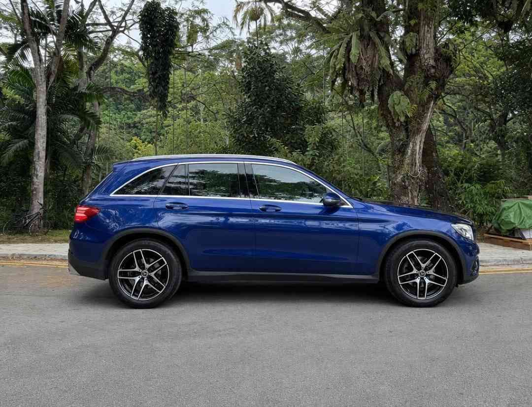 Mercedes-Benz GLC-Class GLC200 (A) (Category: Used Cars) located in Singapore. Submitted by carousell_certified_partners (Listing ID 1466290265, Image 2). Description: 1 owner unit. Well maintained. Showroom condition. Engine and Gearbox warranty till end of coe. High body value, suitable for short term drive! Fast approval available with both bank and in-house financing. Trade-ins are welcome. Contact us for viewing now! Features: 2.0l 4 cylinde