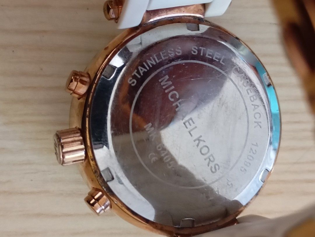 Michael kors (Category: Women's Watches) located in Las Pinas. Submitted by quick_deals_great_finds2 (Listing ID 1468094778, Image 3). Description: Quartz chronograph with battery 38mm fits wrist 6.8.