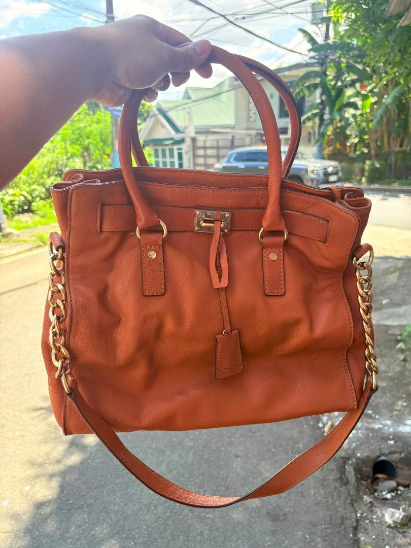 Mich*el Kors Hamilton Bag (Category: Luxury Bags & Wallets) located in Manila. Submitted by nicolette_carido2024 (Listing ID 1468076763, Image 1). Description: MICH*EL KORS HAMILTON BAG 🏷️ 2,000 NOVALICHES, Q.C +SF 📩📩📩.