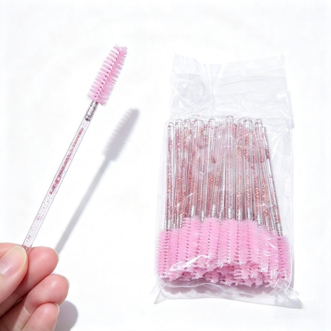 Mini Brow Brush Pack (Category: Makeup) located in Bulacan. Submitted by gjeen (Listing ID 1468200232, Image 2). Description: 50pcs / pack.