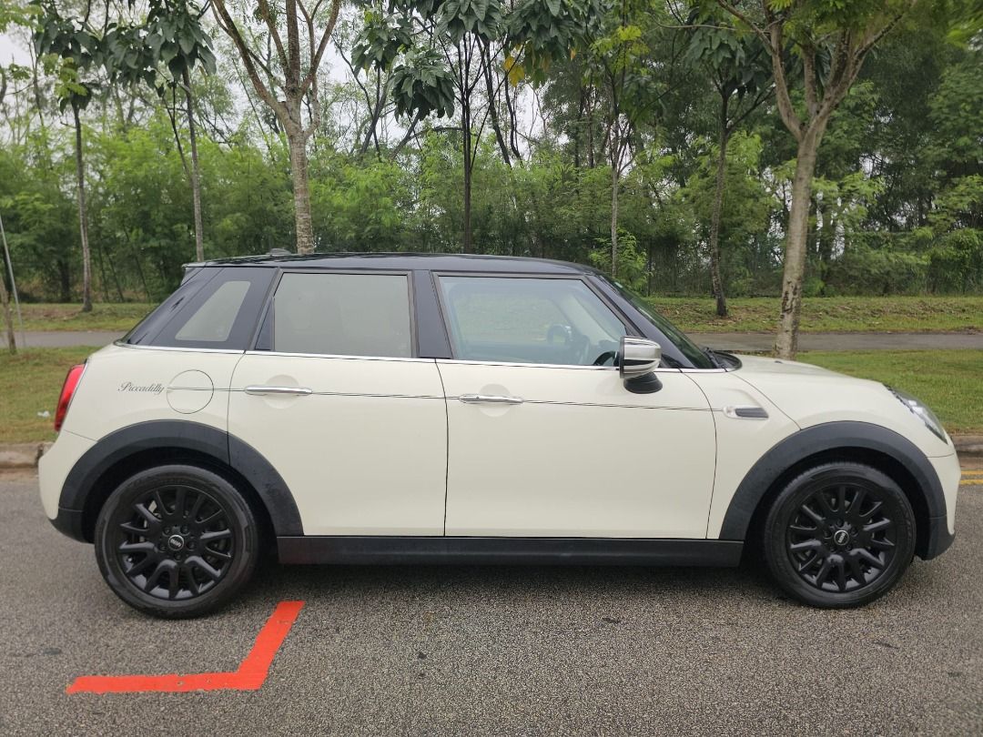 MINI One 5-Door 1.5 5-Door Piccadilly Edition (A) (Category: Used Cars) located in Singapore. Submitted by tradeit.com (Listing ID 1468149471, Image 3). Description: 🚨 **RARE PICCADILLY EDITION! 1 OWNER, ONLY 57,000KM!** 🚨 🚗 **MINI ONE 1.5A 5-DOOR PICCADILLY EDITION** Looking for a MINI that's stylish, fun to drive and exceptionally well maintained? This is one unit you shouldn't miss! 😍 ⭐ **WHY THIS MINI STANDS OUT!** ✅ **1 OWNER ONLY** – We