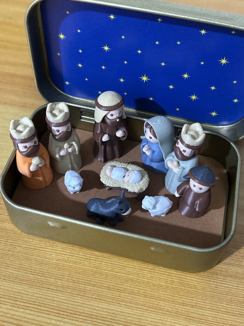Miniature Nativity Scene in Gold Tin Box (Category: Vintage Collectibles) located in Pateros City. Submitted by cleanmycloset (Listing ID 1468279098, Image 2). Description: Preloved, unless stated brandnew. All items are declared AS IS. Pls manage your expectations. Can do tiiktokk checkout, courier apps, or self pick up. Payment first thru cashg or bank transfer. Coin is used for size comparison. Follow me on toktikk @cleanmyclosetph .