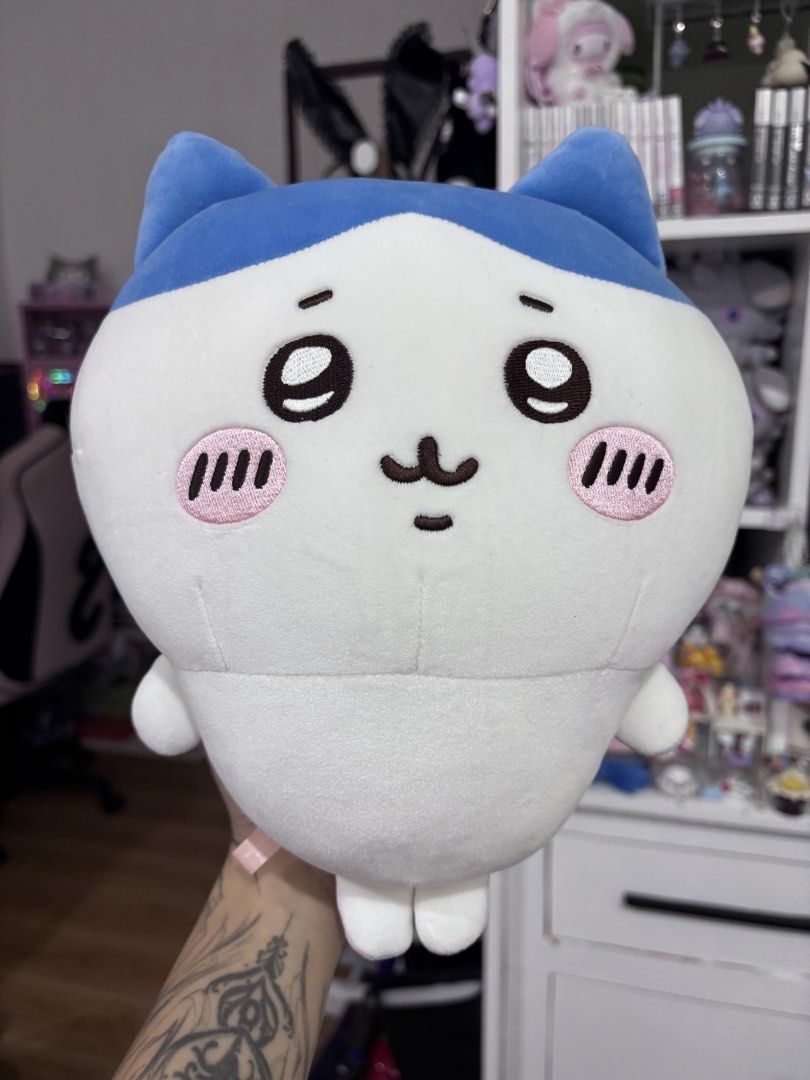 Miniso Chiikawa Nagano Hachiware Plushie (Category: Plushies & Soft Toys) located in Bacolod City. Submitted by kyotori (Listing ID 1468120065, Image 1). Description: might need wash but looks clean! 📍 𝘭𝘰𝘤𝘢𝘵𝘪𝘰𝘯: 𝘣𝘢𝘤𝘰𝘭𝘰𝘥 𝘤𝘪𝘵𝘺 🍡 𝘱𝘢𝘺𝘮𝘦𝘯𝘵: 𝘣𝘥𝘰, 𝘨𝘤𝘢𝘴𝘩, 𝘮𝘢𝘺𝘢 🎁 𝘴𝘩𝘪𝘱𝘱𝘪𝘯𝘨 𝘤𝘰𝘶𝘳𝘪𝘦𝘳: 𝘧𝘭𝘢𝘴𝘩 𝙣𝙤 𝙧𝙪𝙨𝙝 𝙨𝙝𝙞𝙥𝙥𝙞𝙣𝙜, 𝙧𝙚𝙩𝙪𝙧𝙣𝙨, 𝙘𝙖𝙣𝙘𝙚𝙡𝙡𝙖𝙩𝙞𝙤𝙣, 𝙖𝙣𝙙 𝙧𝙚𝙛𝙪𝙣𝙙.