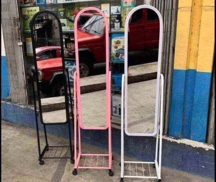 Mirror with wheels 750php pink (ONLY) (Category: Everything Else Others) located in Manila. Submitted by mightycloud_1992 (Listing ID 1468283024, Image 3). Description: .