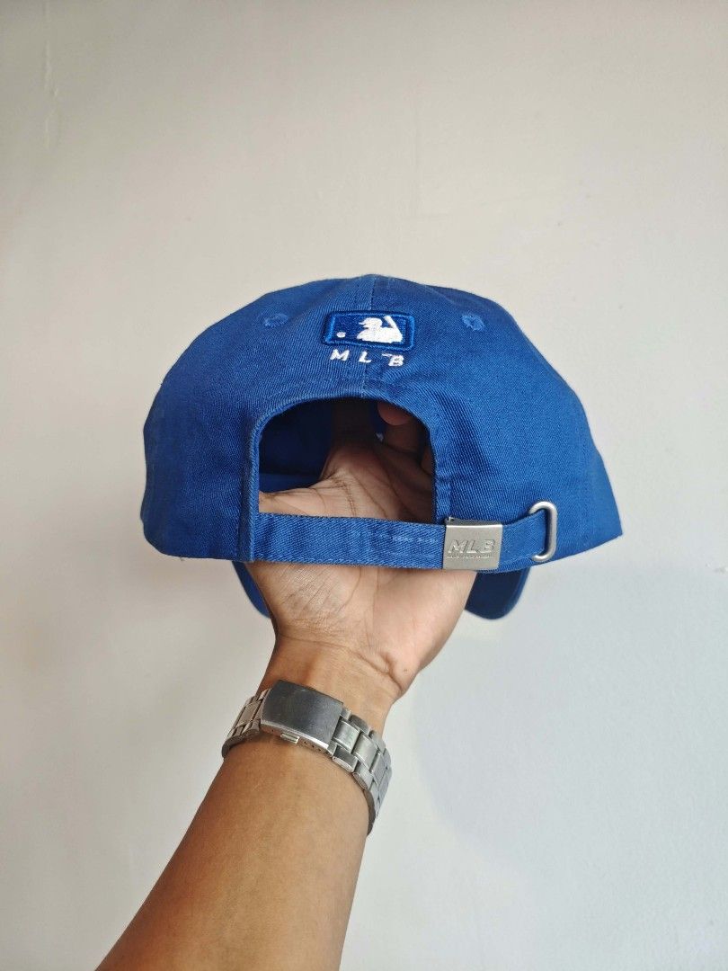 MLB Korea LA Dad hat (adjustable) (Category: Caps & Hats) located in Aparri. Submitted by toogood2bethrift (Listing ID 1468219791, Image 3). Description: CONDITION: Lightly used, Good as new COLOR RATE: 10/10 pa 500 + SF jnt!.
