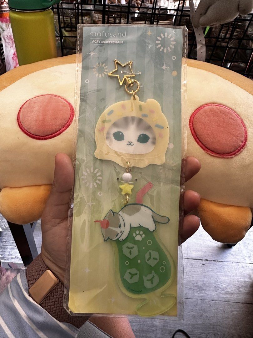 Mofusand Acrylic Keychain (Category: Character Goods) located in Baguio. Submitted by cherylcaps95 (Listing ID 1468086659, Image 1). Description: Brand new sealed never opened Mofusand keychain.