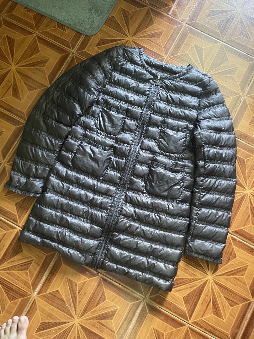 Moncler Lavinia Guibbotto (Authentic) (Category: Luxury Apparel) located in Manila. Submitted by kerikeridulce (Listing ID 1468069268, Image 1). Description: Size 0 No flaws authentic.