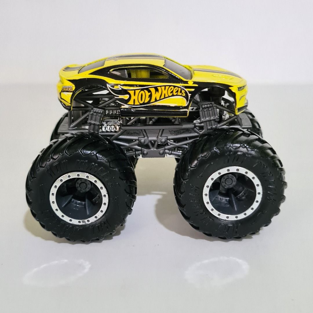 Monster Truck Chevy Camaro (Category: Vehicle & Diecast Models) located in Antipolo. Submitted by legit1o1 (Listing ID 1468148787, Image 2). Description: Monster Truck Chevy Camaro Price: 300 used unit and does have some wear from use Fixed Price Antipolo Location *MoP: Metrobank / Gcash *No Reservation *Payment First (first to pay policy) *Nationwide Delivery / Shipping via lbc or lalamove at buyers expense.