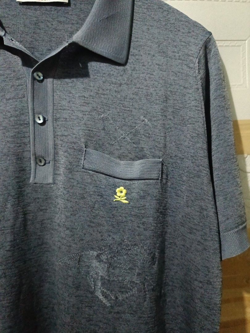 Montagut polo (Category: Tshirts & Polo Shirts ) located in Quezon City. Submitted by charlesfab66127 (Listing ID 1468192645, Image 3). Description: Available available!! Montagut polo🤑 Size on tag: 5👕 Dimes: - 22.5 Width - 28 Length Color rate: 10/10 Condition: X/10 Issue: hole left upper chest📌 Loc. Batasan Hills Quezon City 📩📩📩.