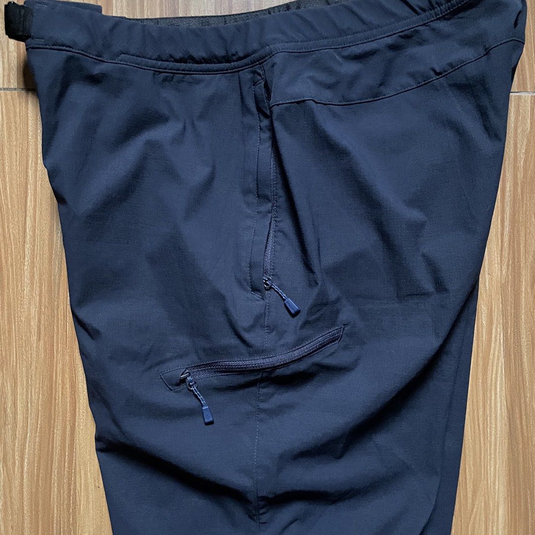 Montbell Guide Thermal Softshell Pants - Navy Blue (Category: Other Bottoms) located in General Mariano Alvarez. Submitted by 4117_thriftnthrive (Listing ID 1468231349, Image 3). Description: As new condition No flaws Size: XL Women’s / S Men’s Measurements Waistline: 30 Length: 34.5” Thigh: 12” Hem: 8”.