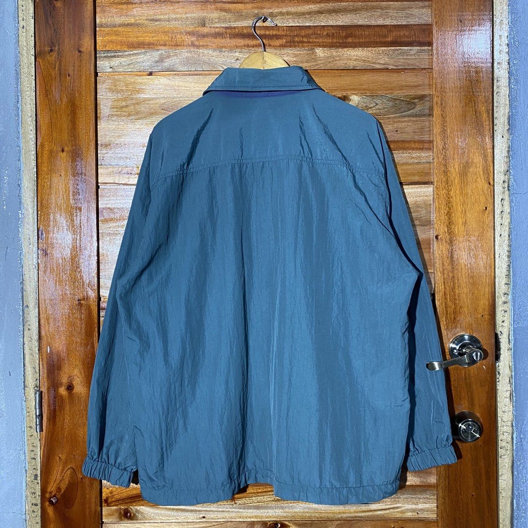 Montbell Windbreaker Jacket (Category: Coats, Jackets and Outerwear) located in Andop. Submitted by rhouzze.ph24 (Listing ID 1468165164, Image 3). Description: OPEN FOR NEGOTIATION Name: Montbell Dimensions: 26 by 30 Size: Large Issue: None.