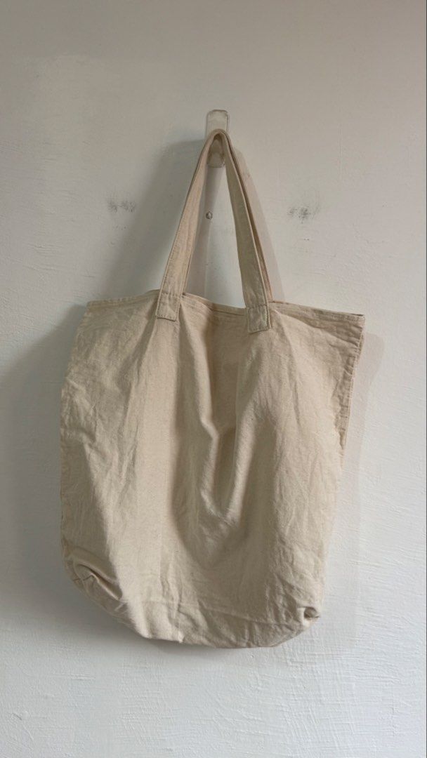 Motherhouse tote bag (Category: Tote Bags) located in Cordova. Submitted by thedecluterrer (Listing ID 1468108306, Image 3). Description: .