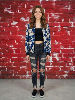 (Category: ) located in . Submitted by aithriftcloset (Listing ID 1468153995, Image 1). Description: .
