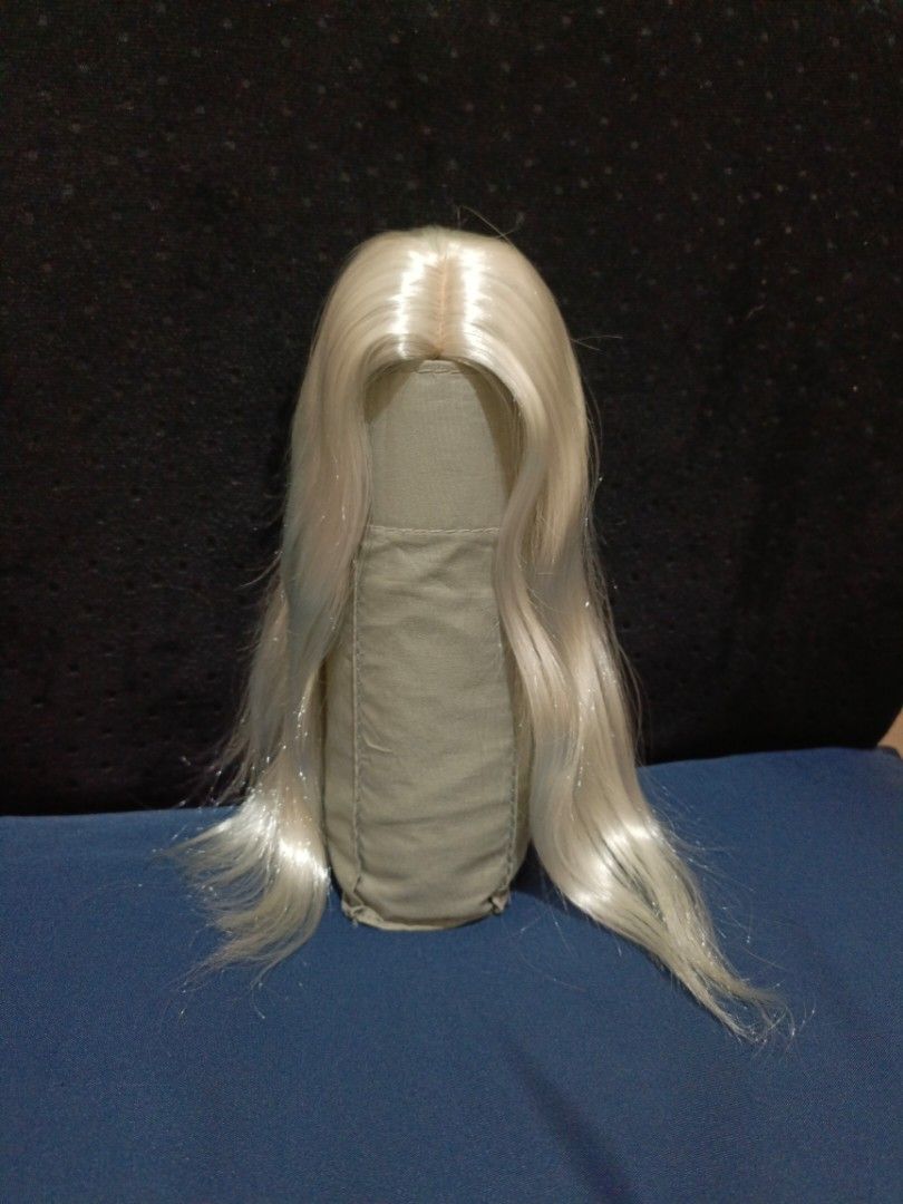 MSD 1/4 Scale BJD Doll wig (Category: Everything Else Others) located in Cainta. Submitted by goldenrabbit_090197 (Listing ID 1468117824, Image 1). Description: Very good condition As seen in photos.