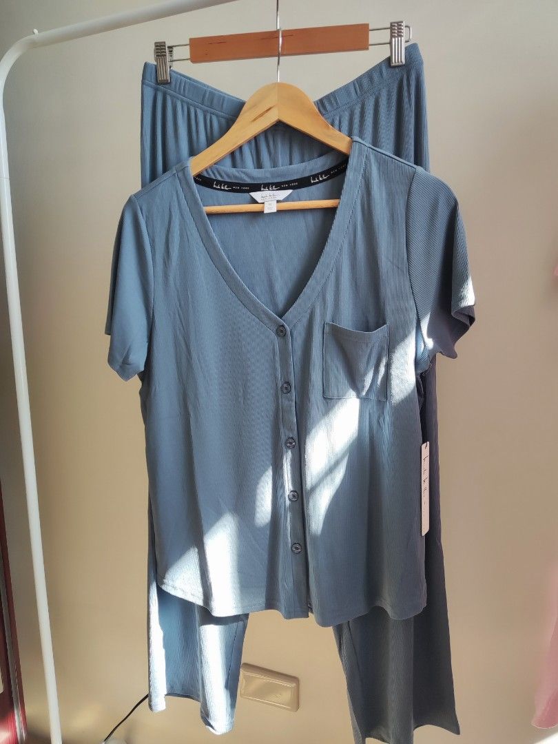 N Miller plain soft sleepwear (Category: Undergarments & Loungewear) located in Binan City. Submitted by yanny18 (Listing ID 1468072785, Image 3). Description: gray black blue - medium dk pink - small to XL pink - medium large.