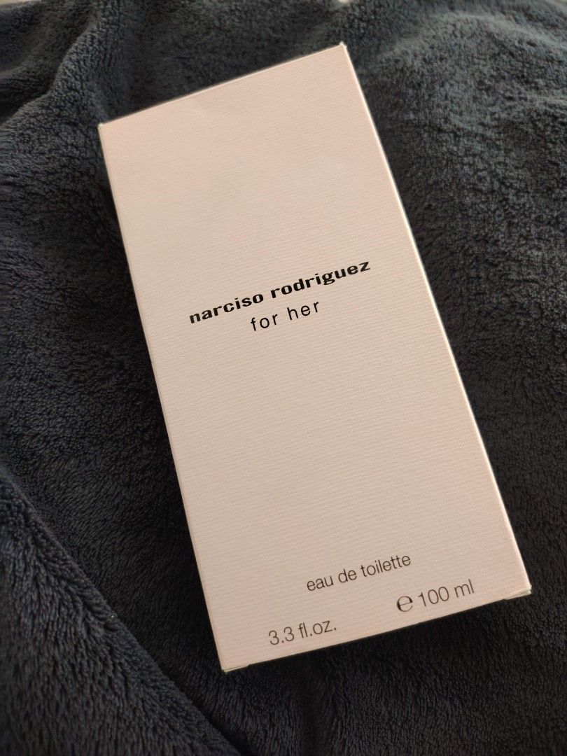 Narciso Rodriguez For Her Eau De Toilette 100ml (Category: Fragrance & Deodorants) located in Las Pinas. Submitted by lovedbylunaa (Listing ID 1468075181, Image 2). Description: - Authentic Narciso Rodriguez For Her Eau de Toilette (NOT TESTER) - bought in Sephora Florence Italy - Size: 100ml / 3.3 fl. oz. (Natural Spray) - Condition: like new, comes with original box - RFS: Decluttering - Fragrance Notes: Osmanthus, amber wood, and signature mus