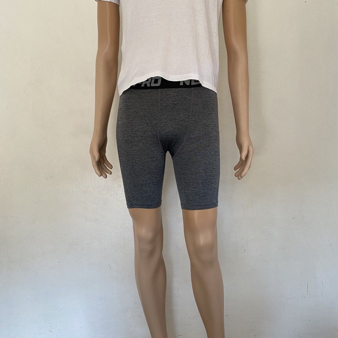 Neleus 🩳 | Gray Athletic Compression Short (Category: Shorts) located in Bulacan. Submitted by orc.ph (Listing ID 1468145048, Image 2). Description: Neleus 🩳 | Gray Athletic Compression Short Material Used: Polyester - Gray - Garterized - Stretchable - Cycling - Sportswear - Short - Athletic Compression Short - Elastic Waistband -Size: XS-XL -Waistline: 27-36” -Length: 14” -Thighs: 8” -Leg Opening: 7” -Rise: 10.5” -Model: ‘’5’5, 65kg, Waistline