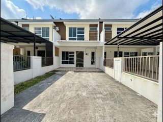(Category: ) located in . Submitted by ashraffhaiqal (Listing ID 1444667830, Image 1). Description: .
